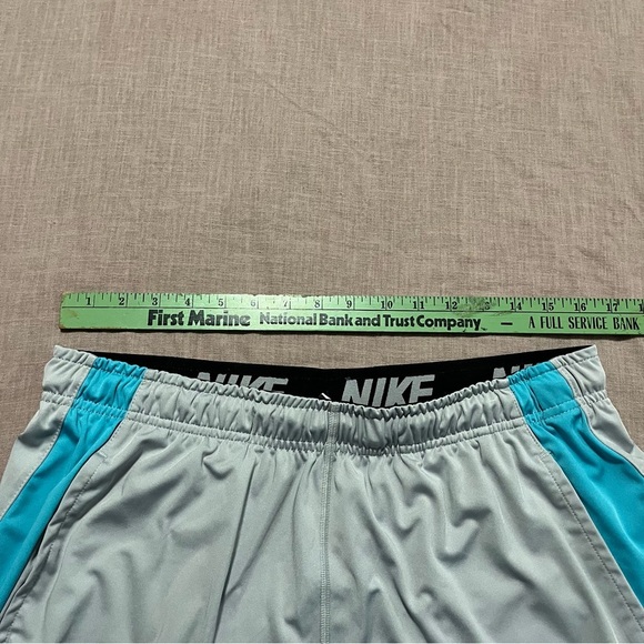 Nike Fly 9” Dri-Fit Men's Athletic Shorts Gray Teal Size XXL Basketball workout - Picture 7 of 7